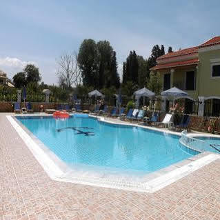 Makis Studios And Apartments روذا المظهر الخارجي الصورة